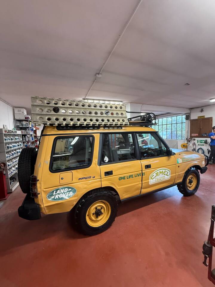 Image 22/51 of Land Rover Discovery TDi (1993)