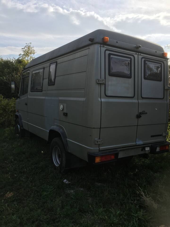 Image 2/16 of Mercedes-Benz T2 609 D (1989)
