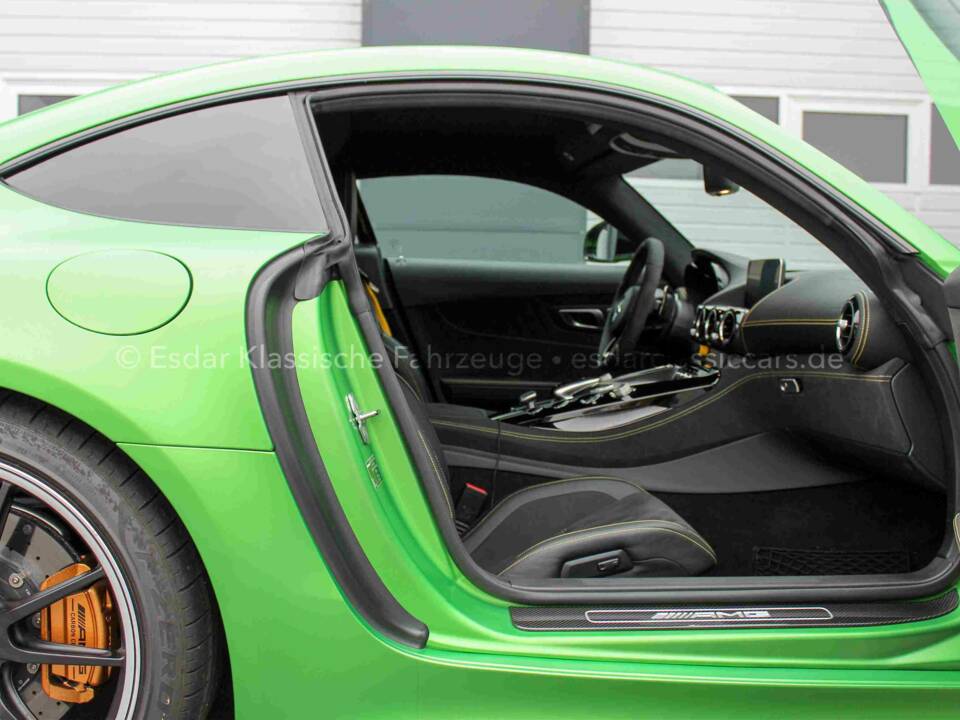 Immagine 19/35 di Mercedes-AMG GT-R (2018)