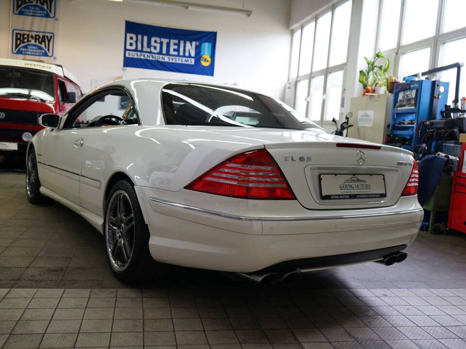 Image 9/37 of Mercedes-Benz CL 65 AMG (2005)