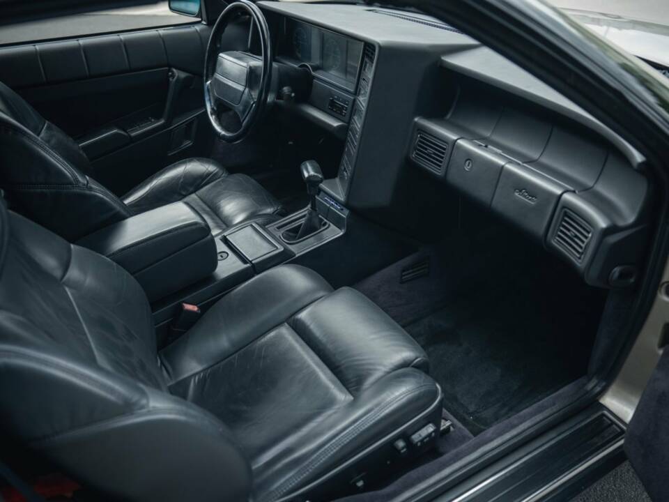 Bild 6/15 von Cadillac Allanté (1993)