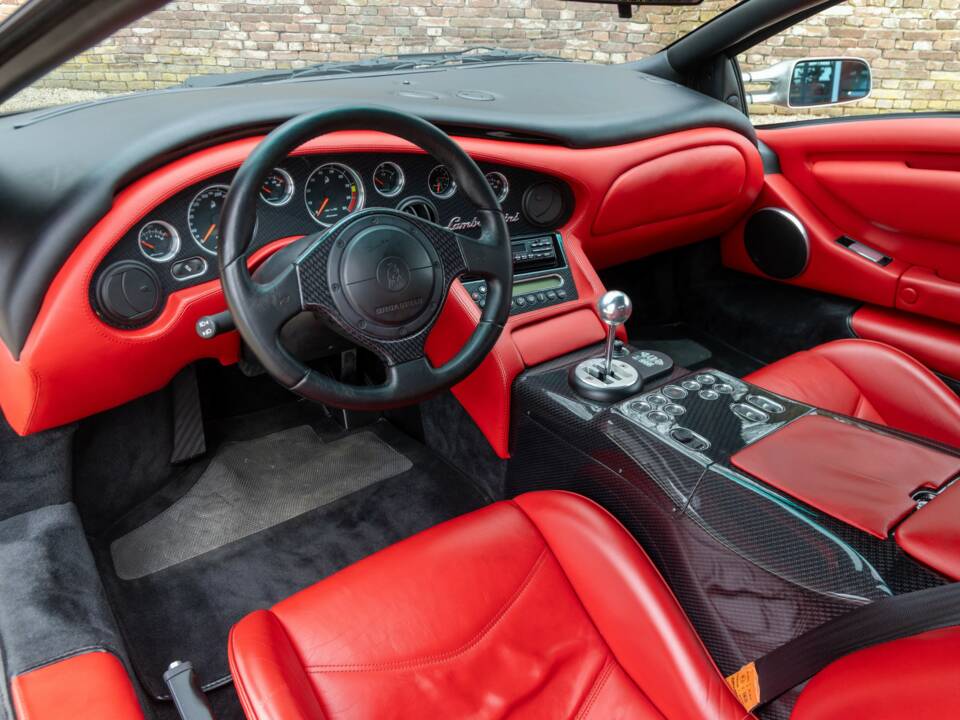 Imagen 3/50 de Lamborghini Diablo VT 6.0 (2001)