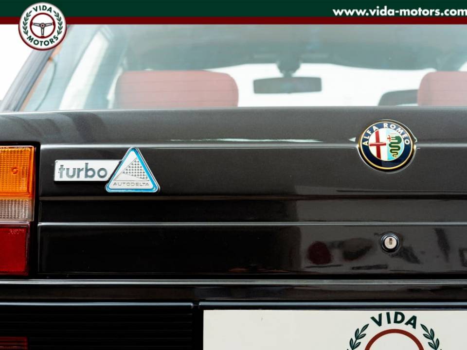 Image 7/34 de Alfa Romeo Giulietta 2.0 Autodelta Turbo (1984)