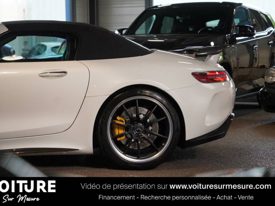 Image 16/44 of Mercedes-AMG GT-R (2021)