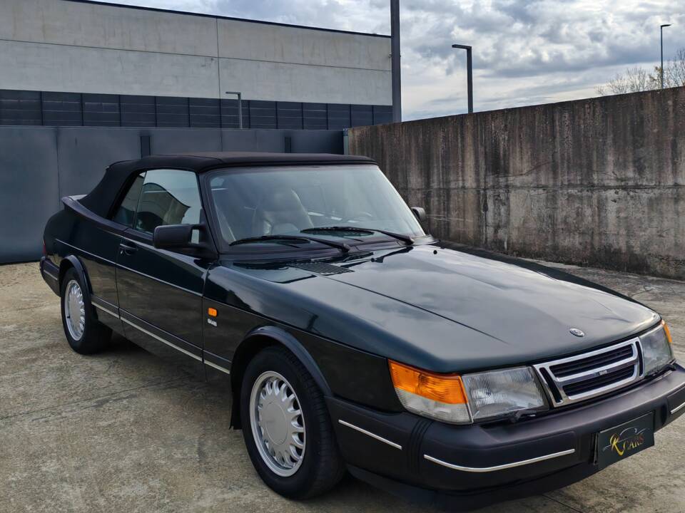 Image 3/44 of Saab 900 S (1992)