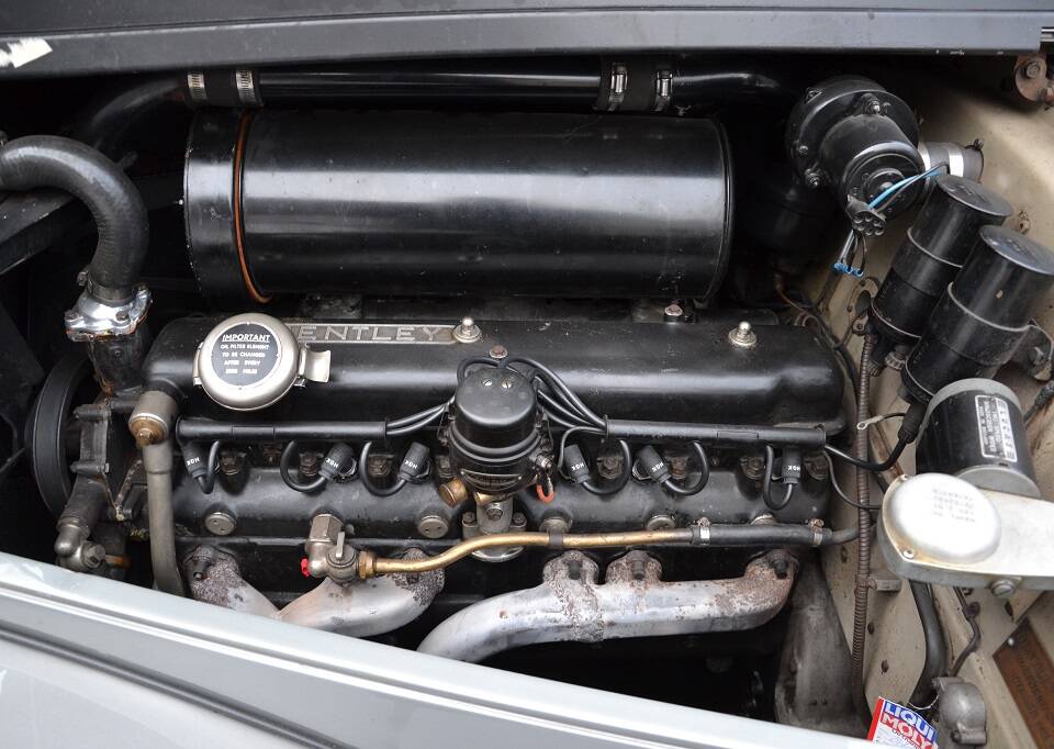 Image 21/23 of Bentley R-Type (1953)