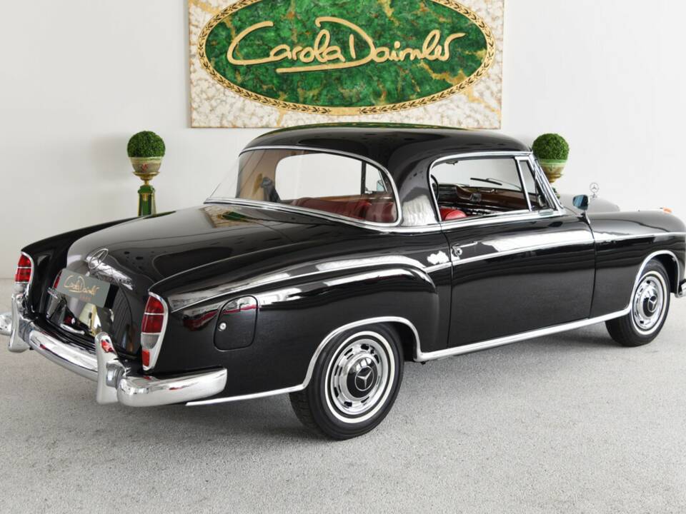 Bild 10/38 von Mercedes-Benz 220 SE (1960)