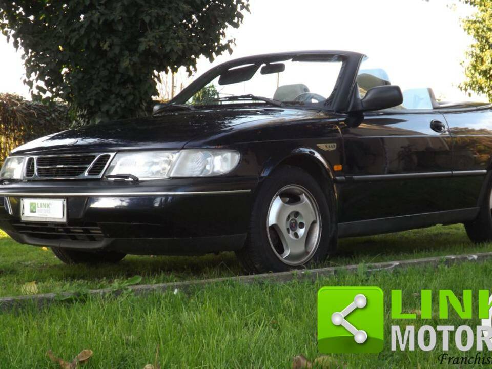 Image 1/10 of Saab 900 2.0i (1997)