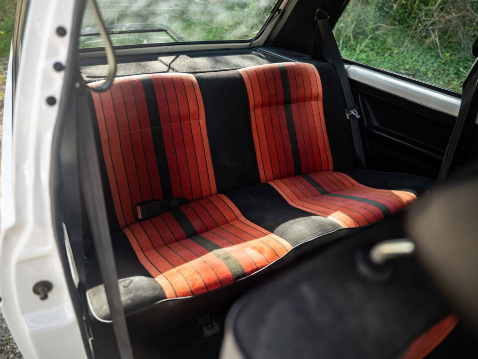 Afbeelding 43/58 van Volkswagen Golf I GTI 1.6 (1982)
