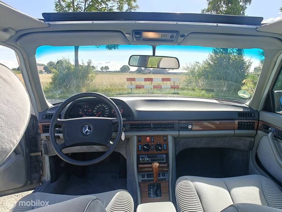 Bild 20/39 von Mercedes-Benz 420 SEL (1986)