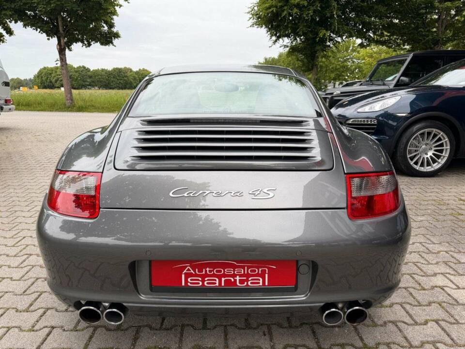 Bild 5/27 von Porsche 911 Carrera 4S (2007)