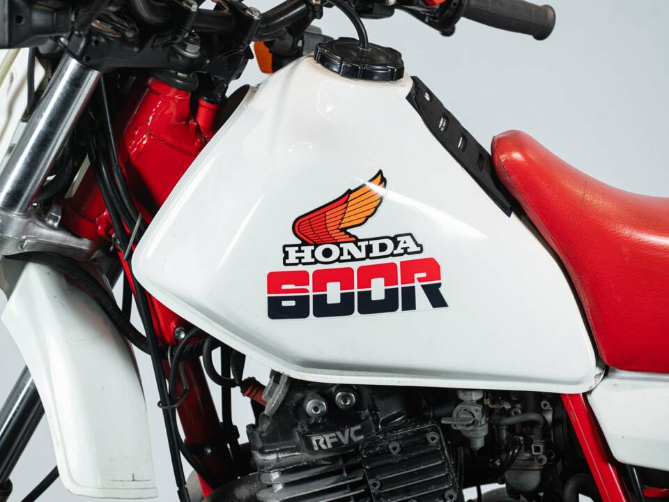Bild 15/50 von Honda DUMMY (1985)