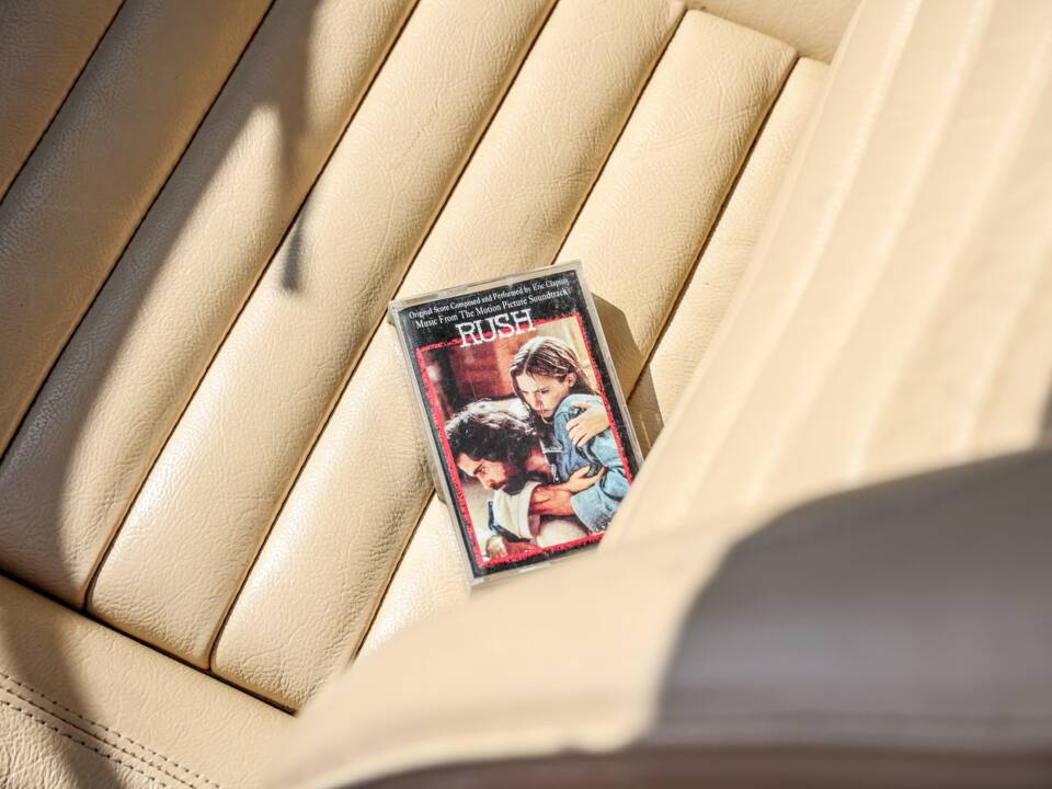 Afbeelding 40/43 van Jaguar XJS V12 Lister (1988)