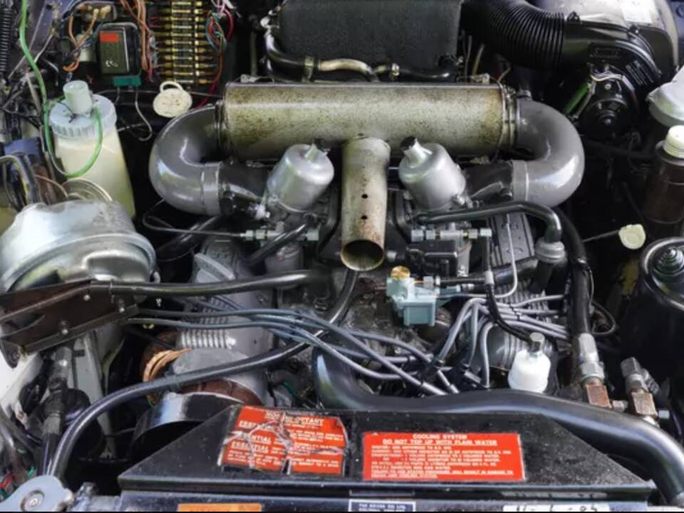 Image 7/37 of Rover 3.5 Litre Coupe (1970)