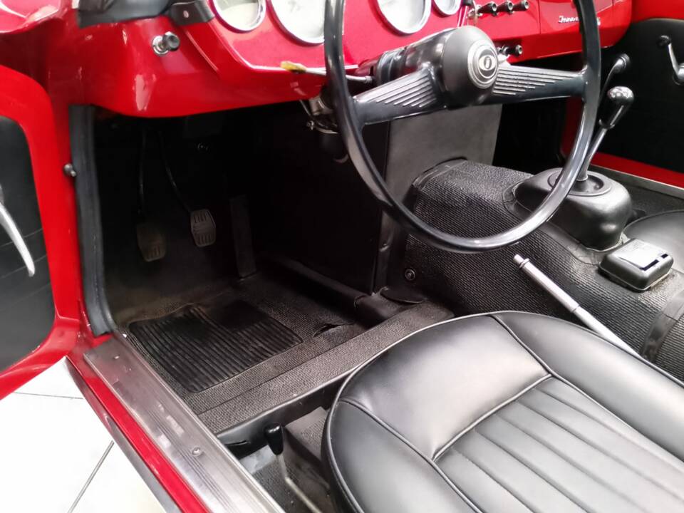 Image 26/47 of Innocenti 950 Spider (1962)