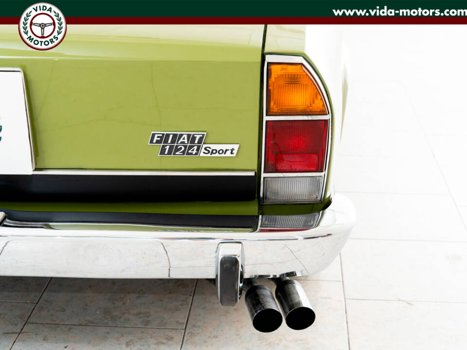Image 4/17 of FIAT 124 Sport Coupe (1975)