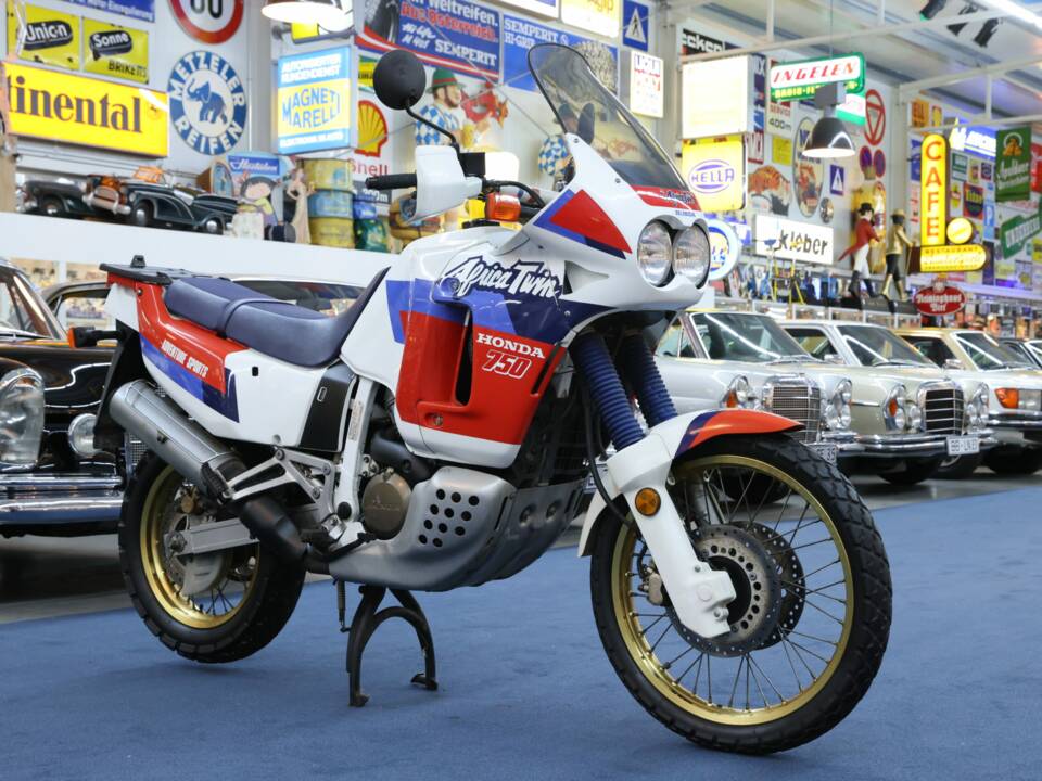 Bild 7/37 von Honda XRV 750 Africa Twin (1990)