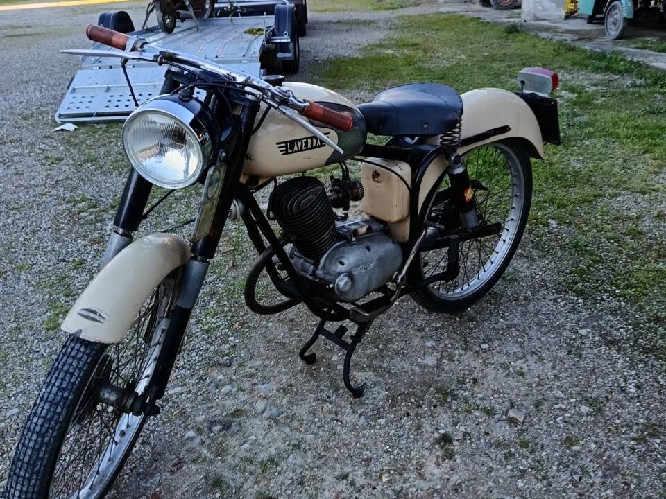 Imagen 1/6 de Laverda 75 Sport (1953)