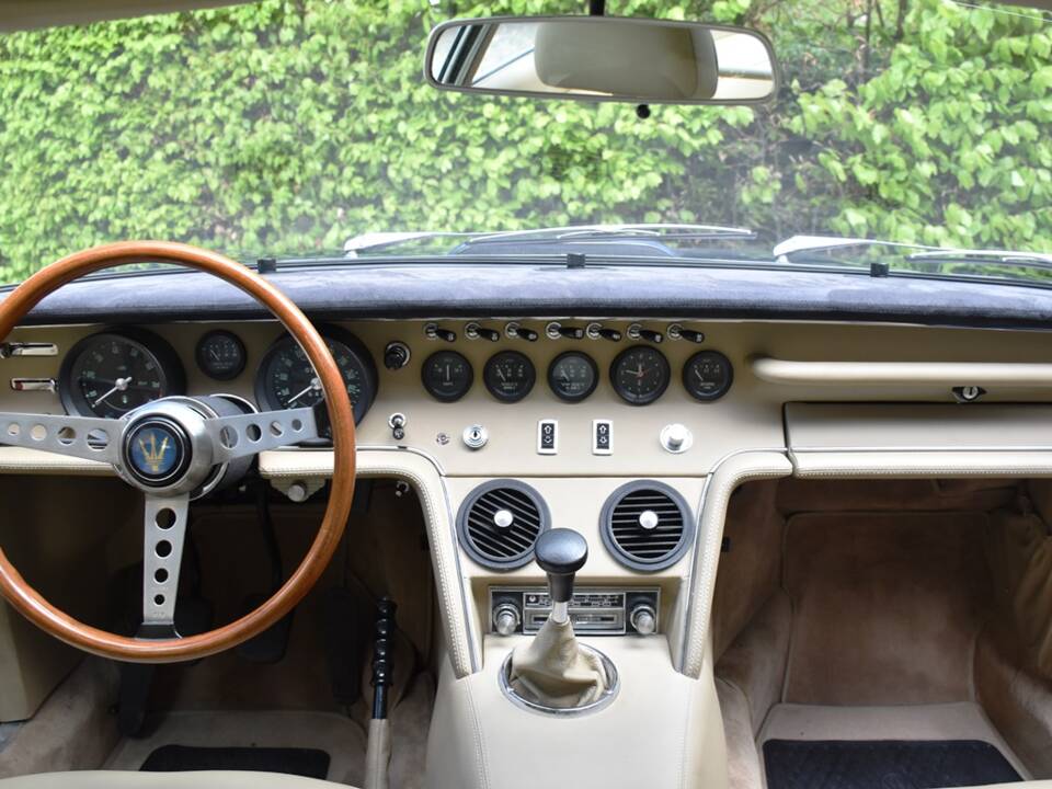 Bild 25/48 von Maserati Ghibli (1970)