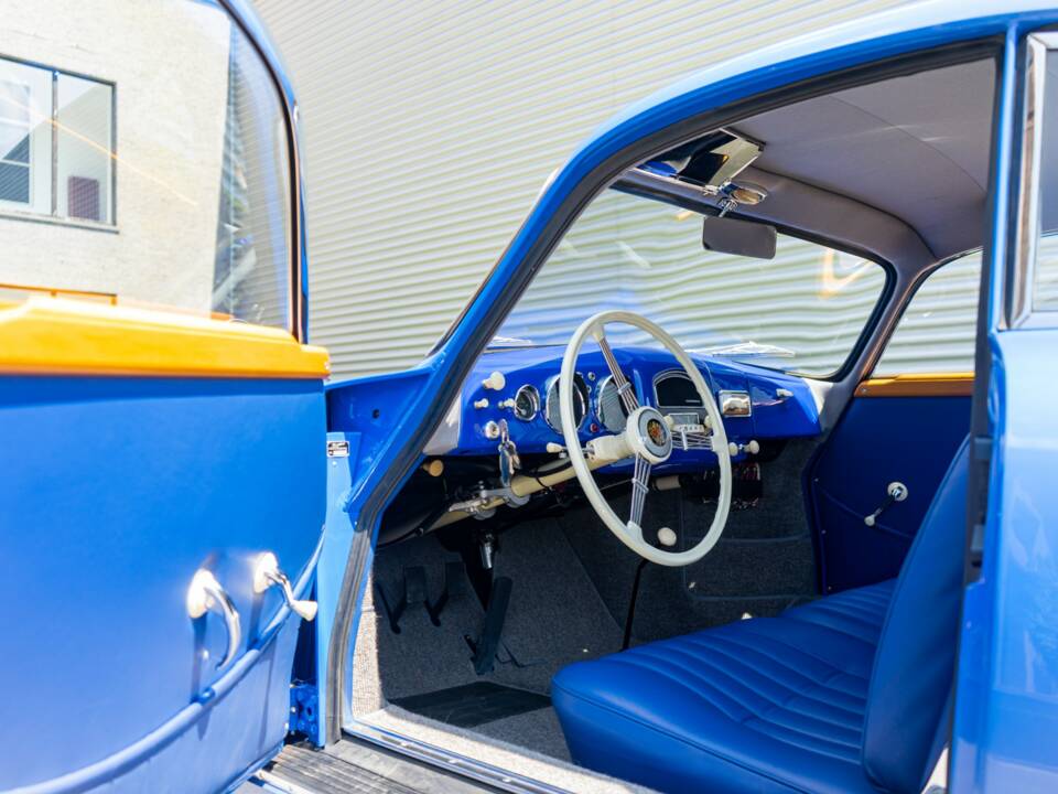 Immagine 43/53 di Porsche 356 1300 (1952)