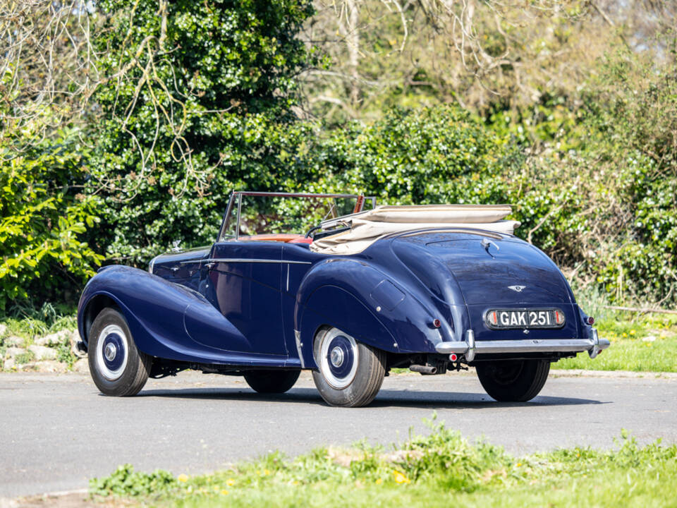 Afbeelding 2/45 van Bentley Mark VI Vanden Plas DHC (1947)