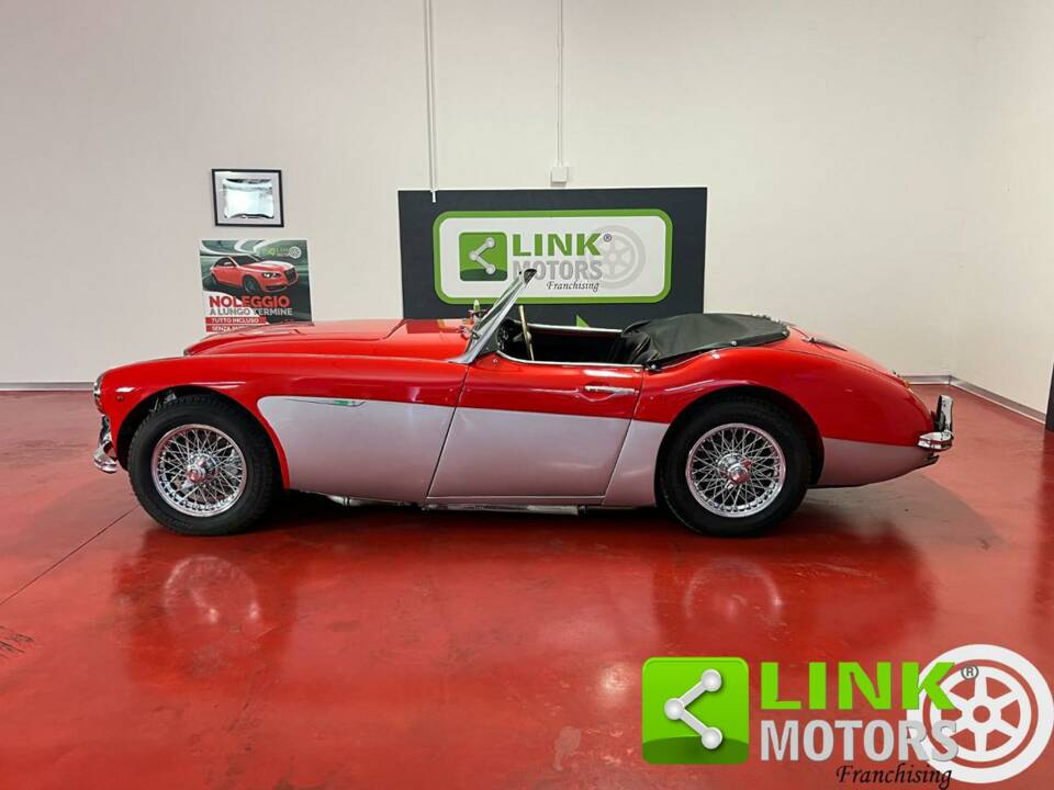 Immagine 3/10 di Austin-Healey 3000 Mk II (BN7) (1961)