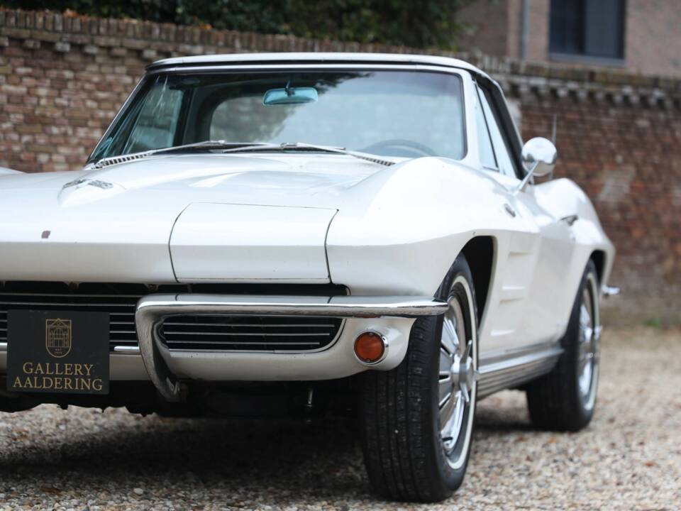 Imagen 32/50 de Chevrolet Corvette Sting Ray Convertible (1964)