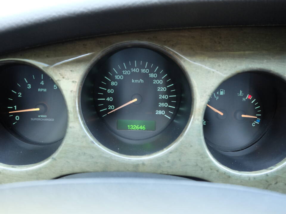 Afbeelding 12/36 van Jaguar XKR (2001)