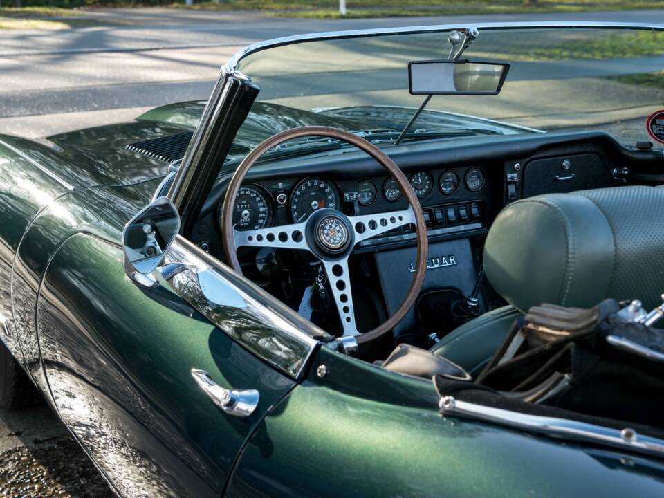 Afbeelding 22/34 van Jaguar E-Type (1971)