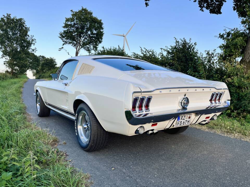 Image 2/45 of Ford Mustang 289 (1967)
