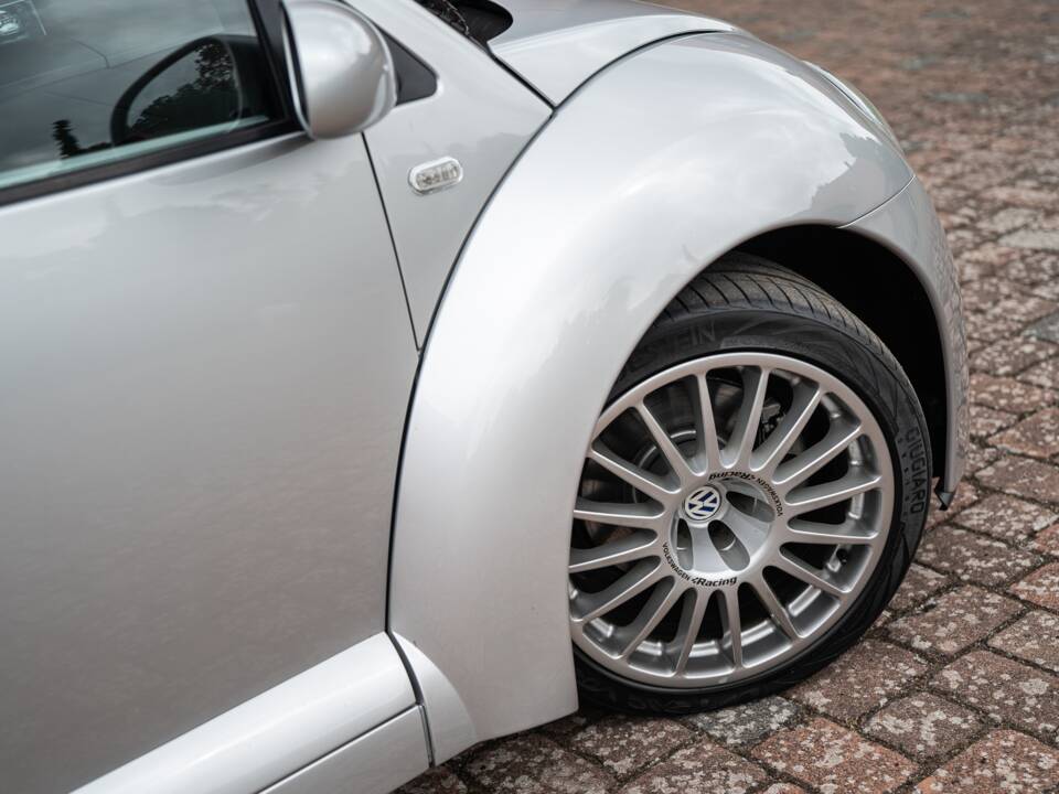 Image 2/48 of Volkswagen New Beetle RSI (2003)