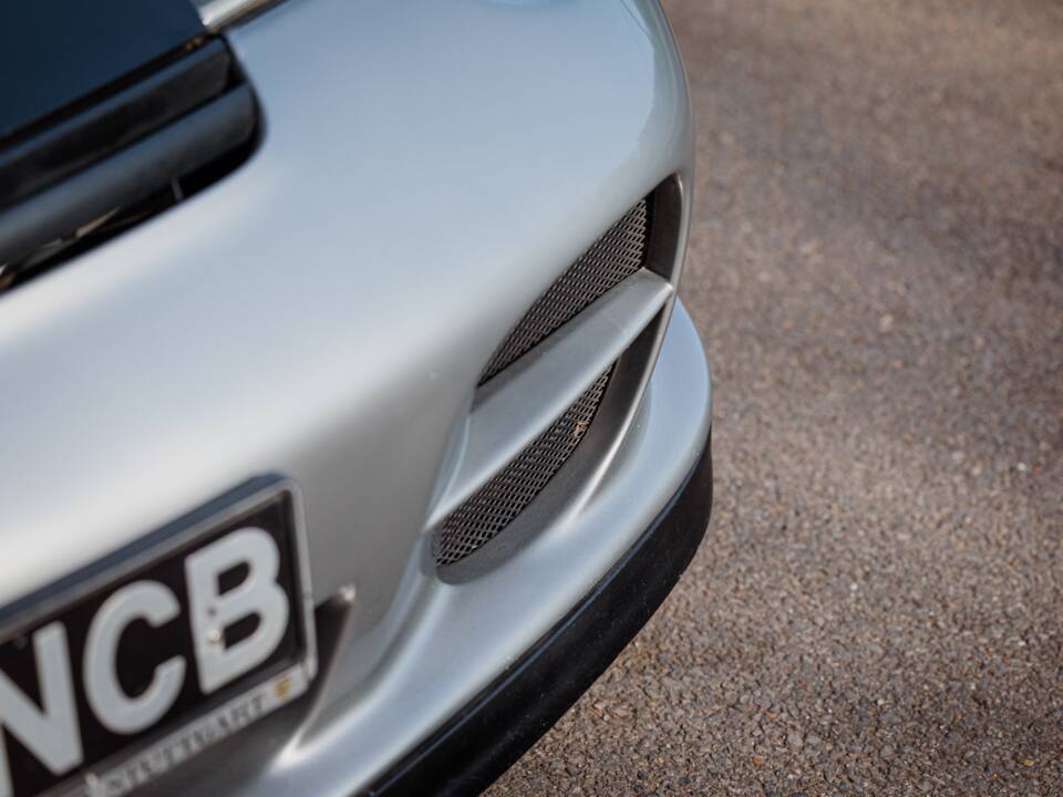 Bild 7/50 von Porsche 911 GT2 (2002)