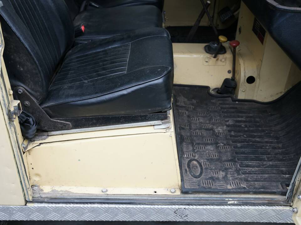 Image 28/50 of Land Rover 88 Lightweight (1973)