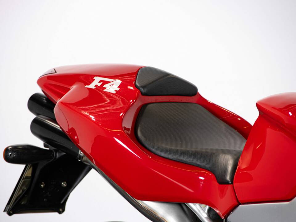 Bild 35/50 von MV Agusta F4 750 S (2000)