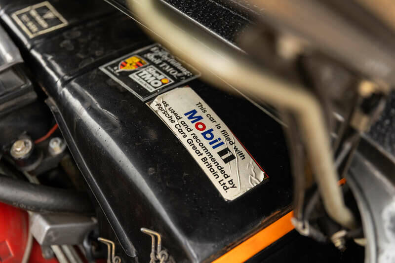 Afbeelding 43/50 van Porsche 911 Turbo 3.3 (1989)