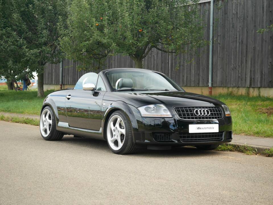 Image 7/35 of Audi TT 3.2 quattro (2004)