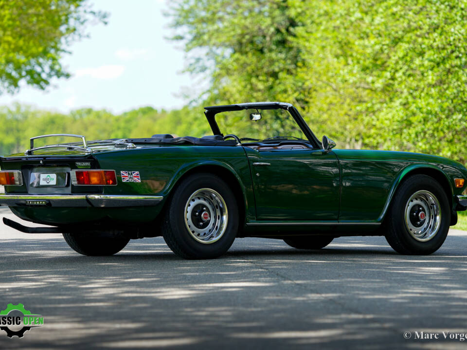 Image 41/52 of Triumph TR 6 (1973)