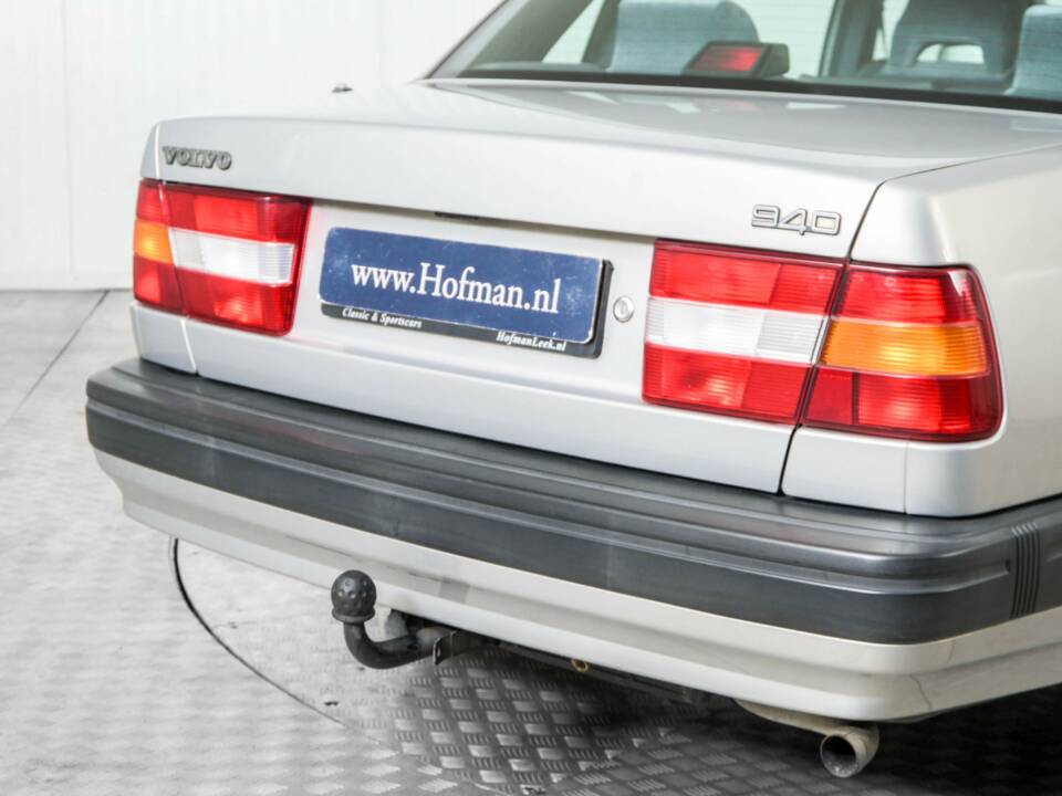 Bild 22/50 von Volvo 940 2.3i (1996)