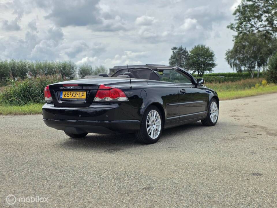 Image 6/38 de Volvo C70 2.4 (2006)
