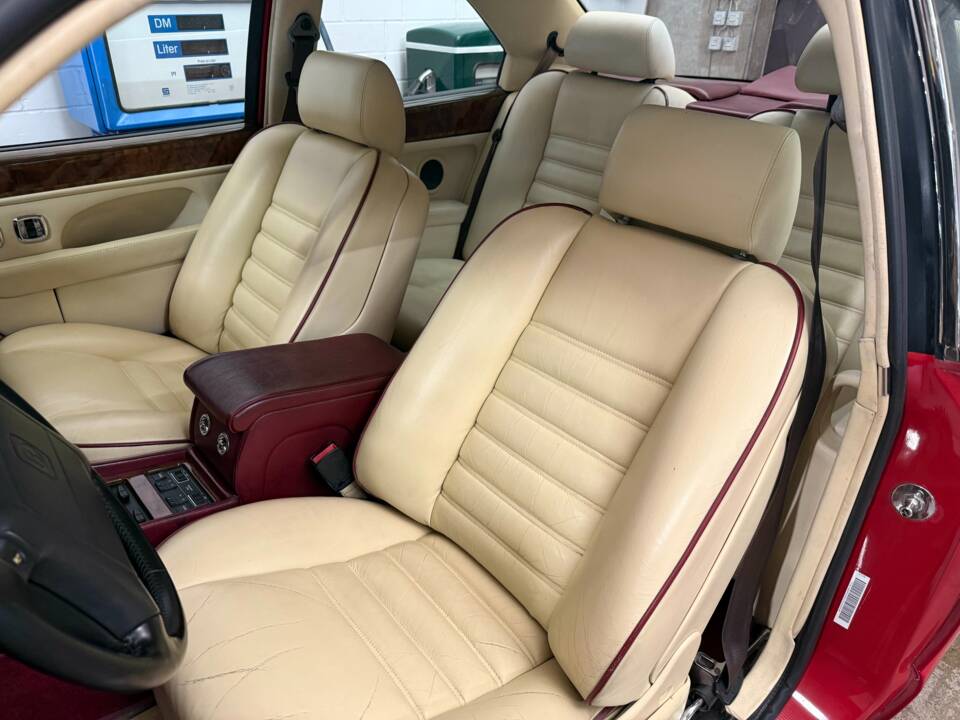 Bild 8/18 von Bentley Continental R (1993)