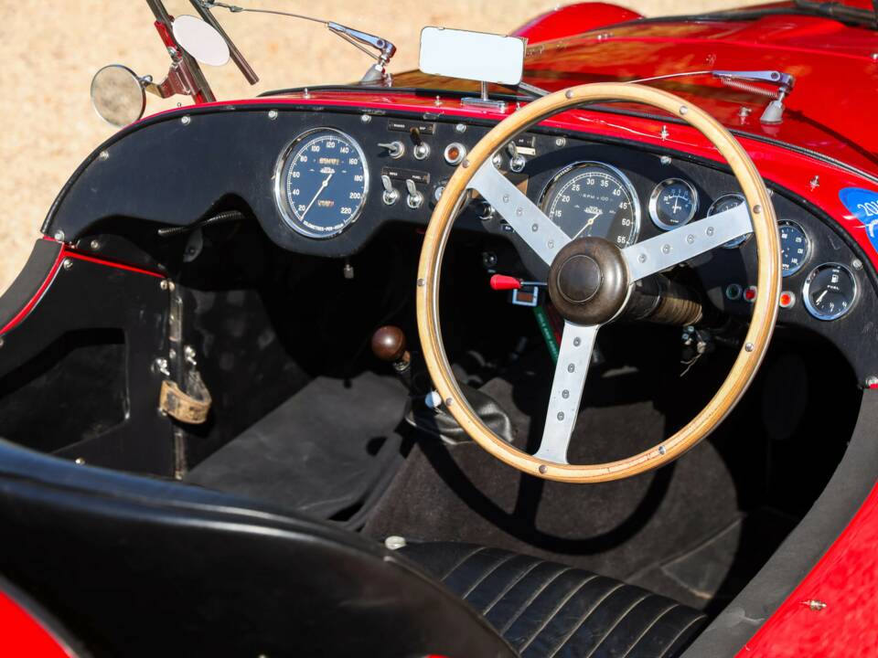 Image 3/50 of Healey Silverstone (1950)