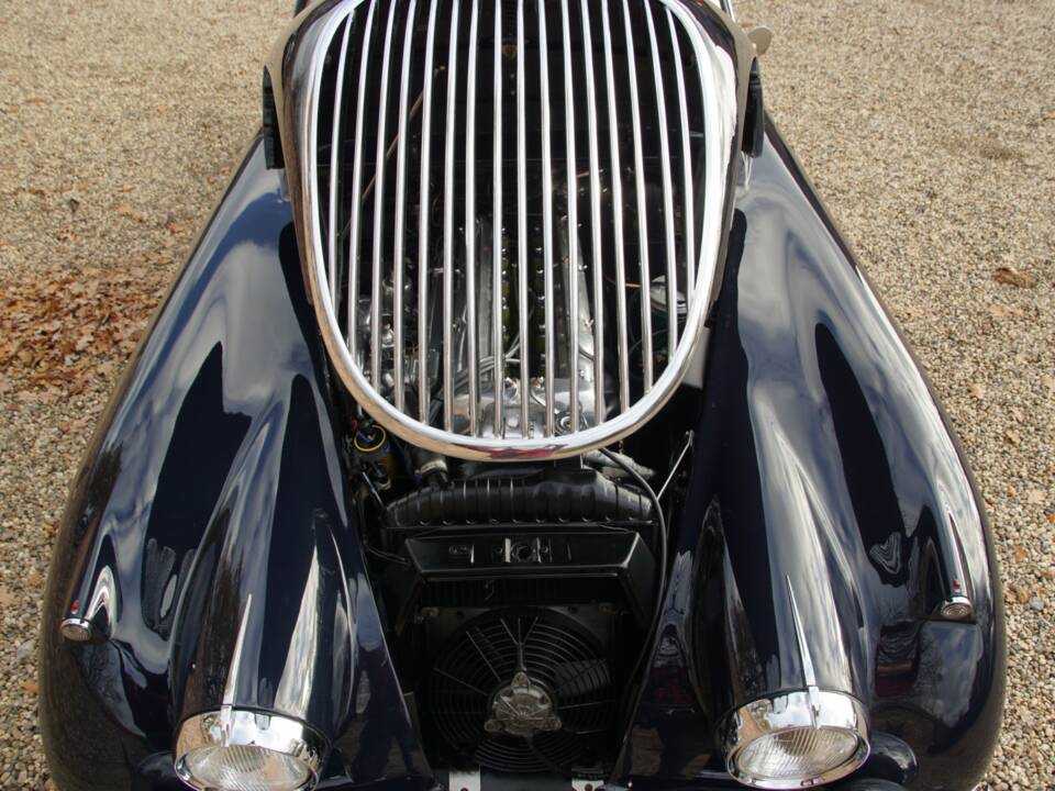 Image 17/50 of Jaguar XK 150 3.4 S FHC (1959)