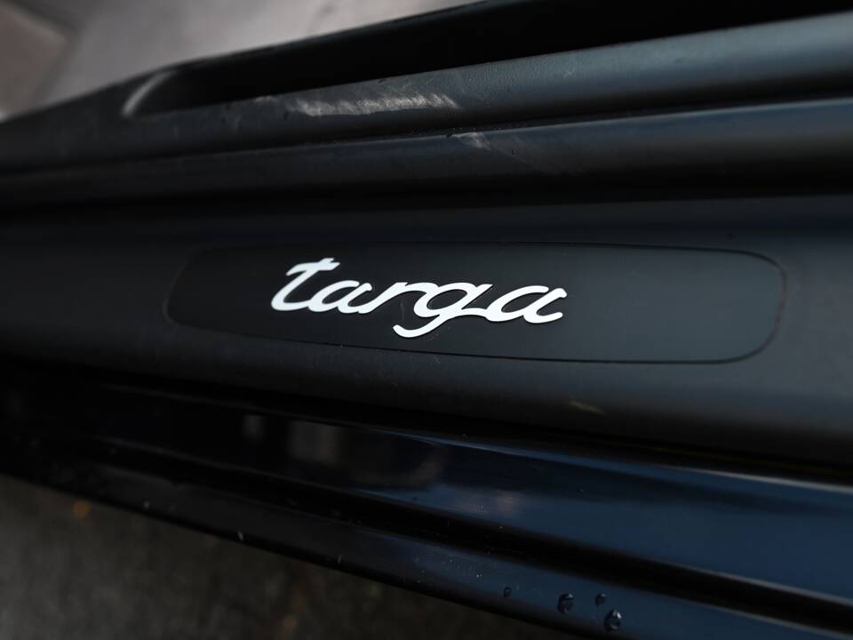 Imagen 13/20 de Porsche 911 Carrera (2003)