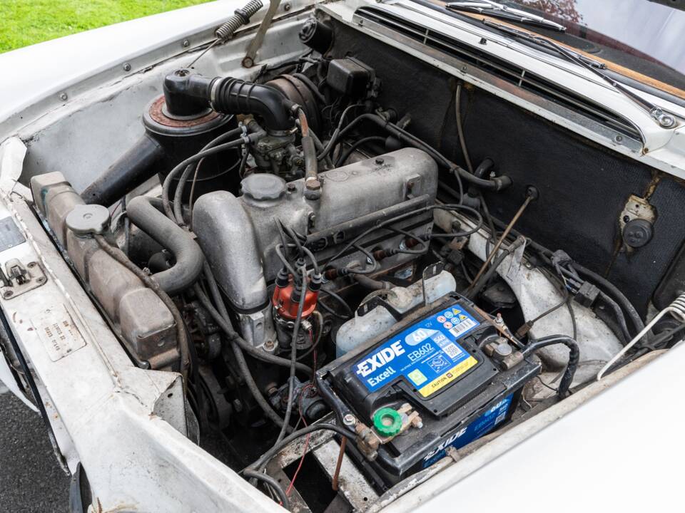 Image 31/35 of Mercedes-Benz 190 c (1965)