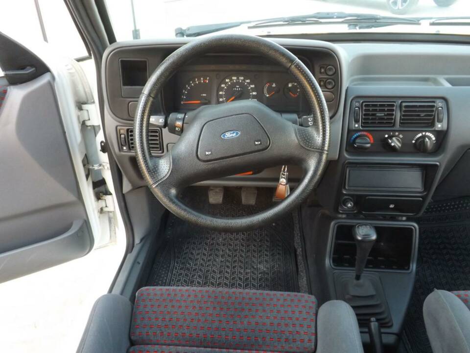 Bild 19/50 von Ford Escort turbo RS (1987)