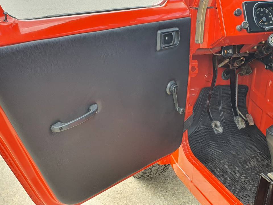 Image 20/36 of Suzuki LJ 80 (1979)