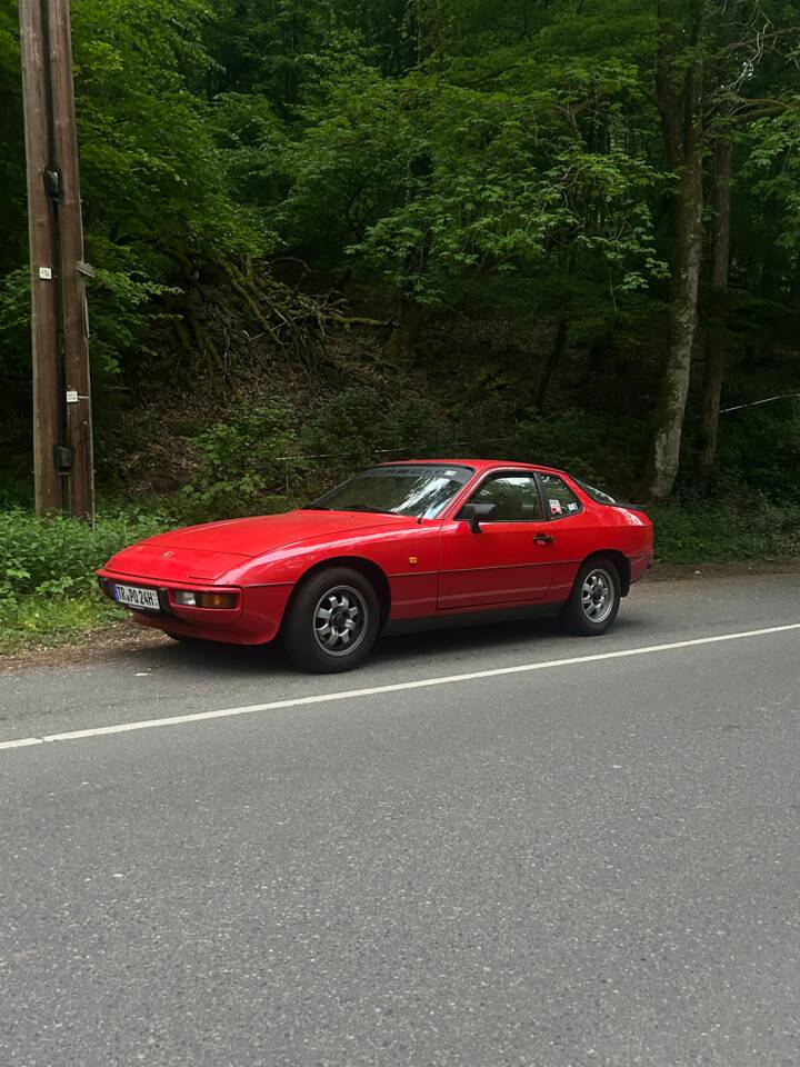 Image 7/42 de Porsche 924 (1984)