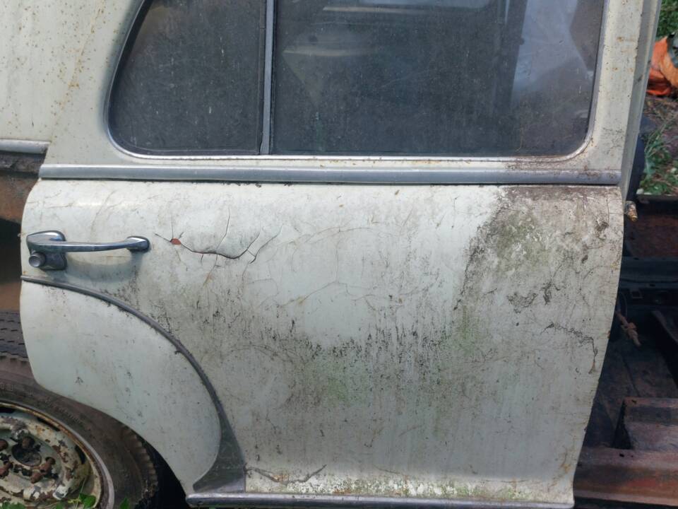 Image 24/31 of Mercedes-Benz 220 S (1958)