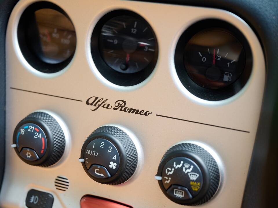 Image 36/45 of Alfa Romeo Spider 2.0 Twin Spark 16V (2001)