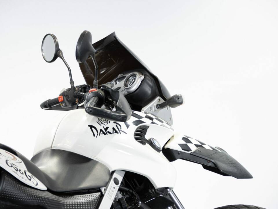 Bild 46/50 von BMW F 650 GS (2000)